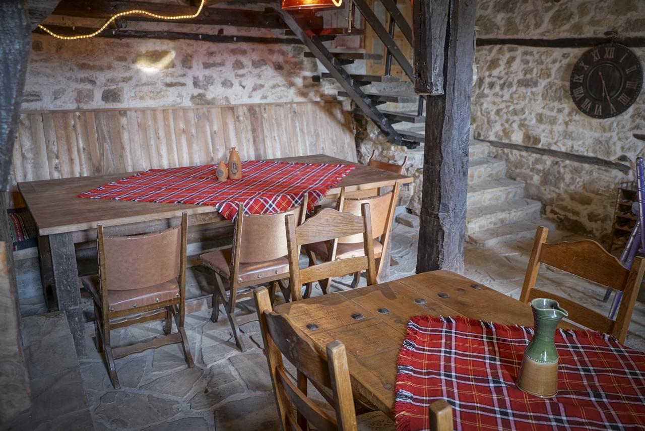 Rooster House Hotel Veliko Tărnovo Exterior foto