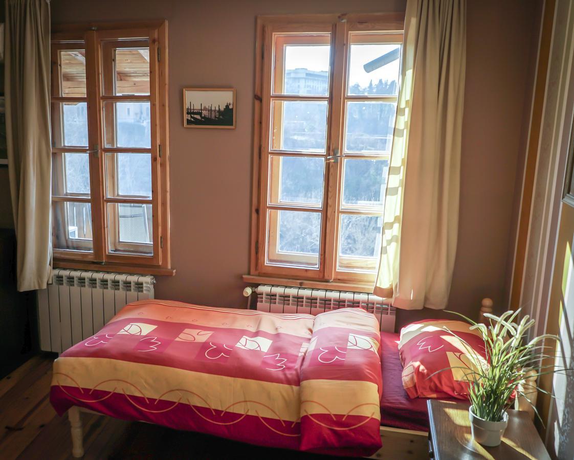 Rooster House Hotel Veliko Tărnovo Exterior foto